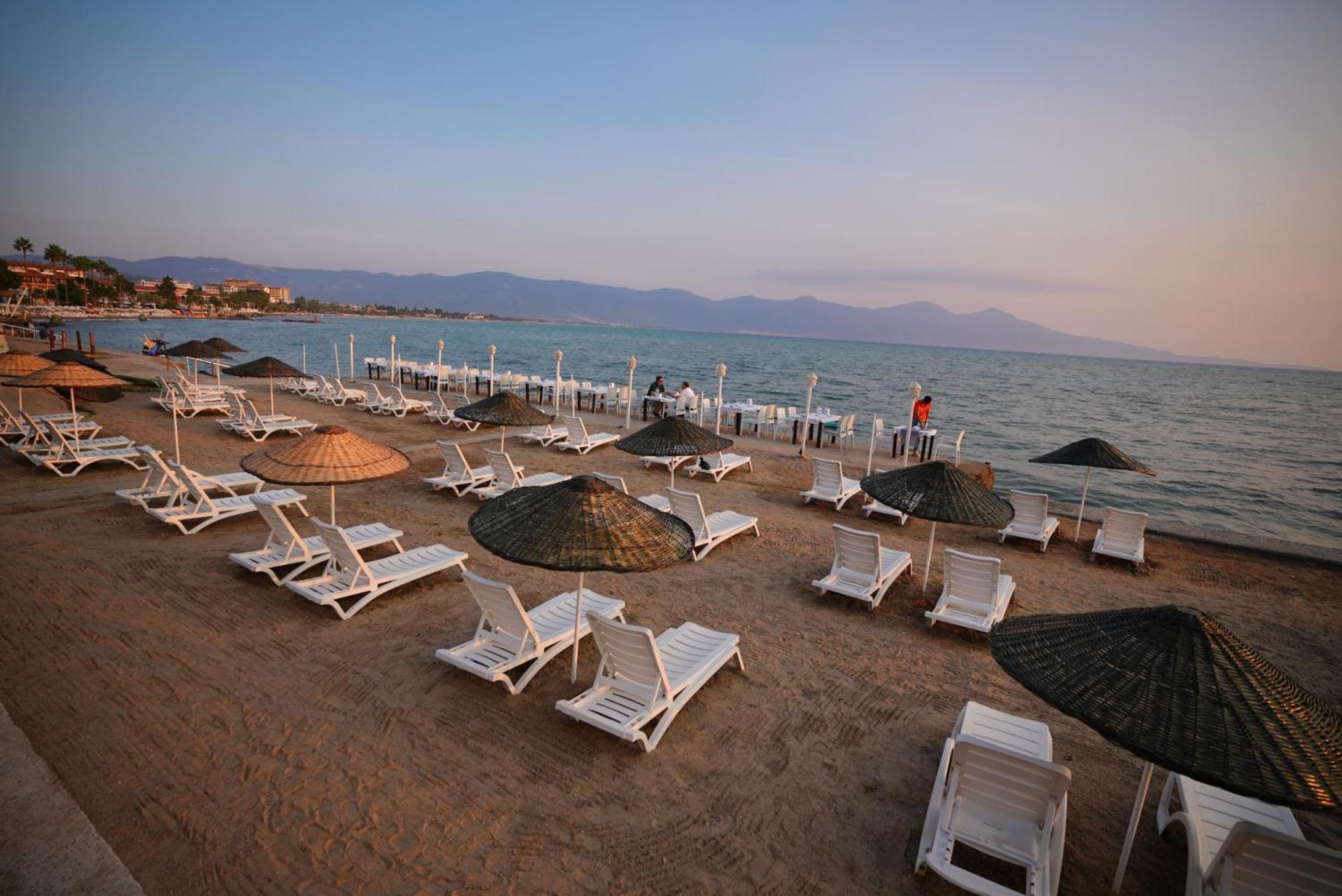 Villa Sevilla Kusadasi Exterior photo