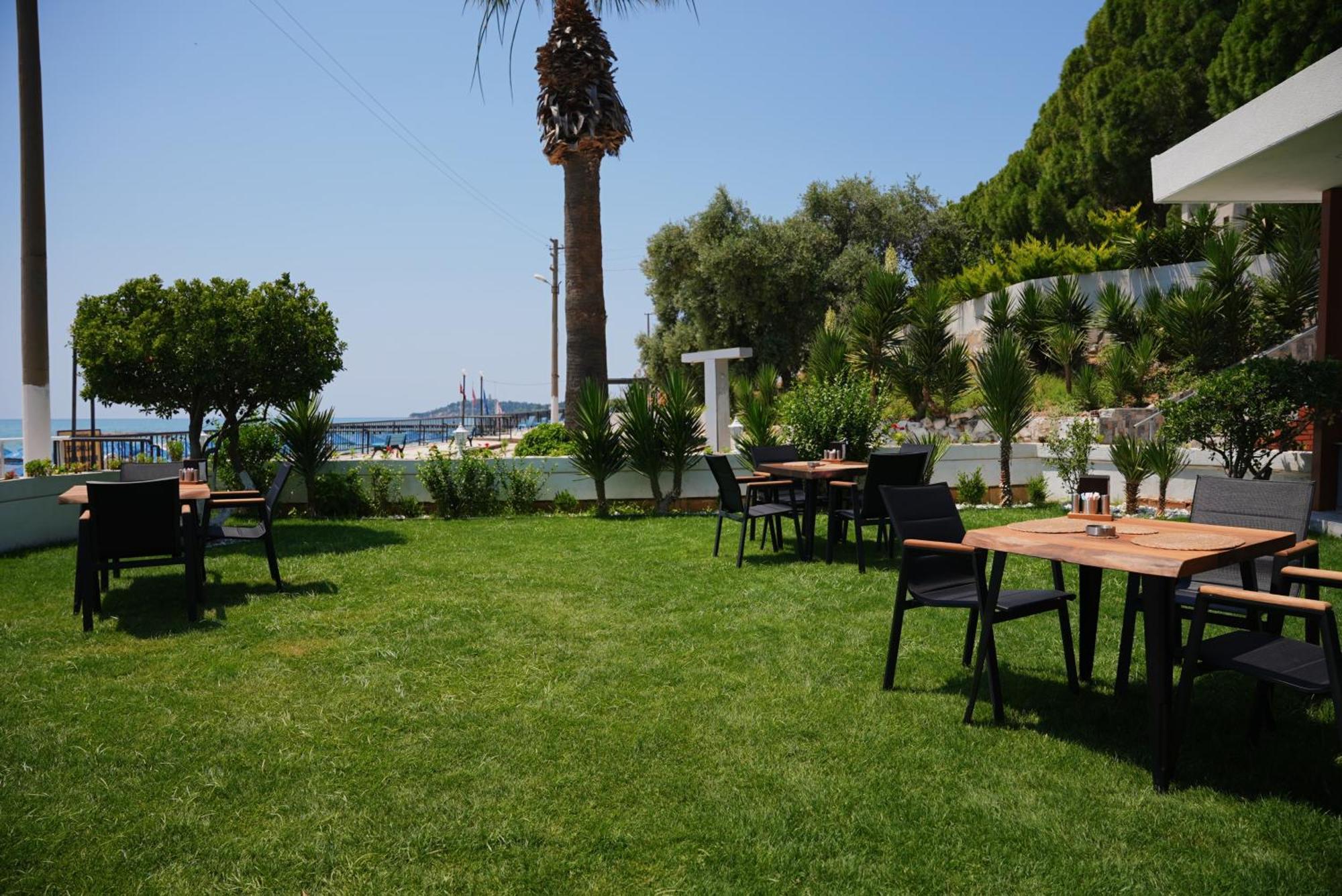 Villa Sevilla Kusadasi Exterior photo